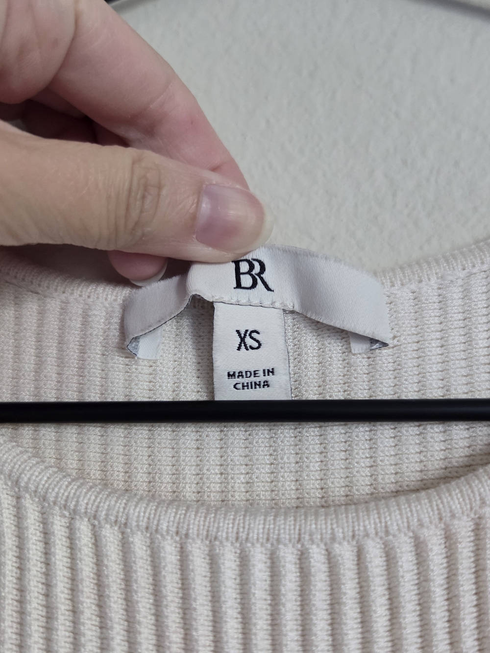 Banana Republic Ribbed White Tank Top - XS - Picture 3 of 5